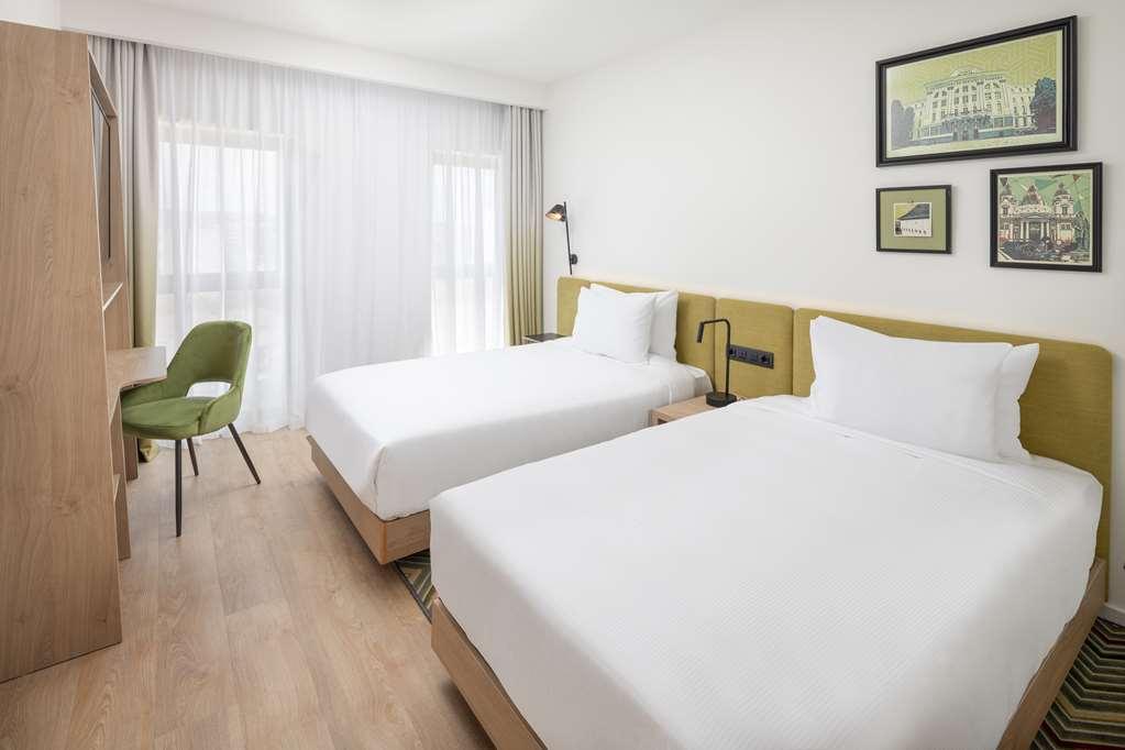 Hampton By Hilton Targu Mures Hotel Room photo